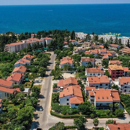 Apartment Nola By Rent Istria Poreč Exteriör bild