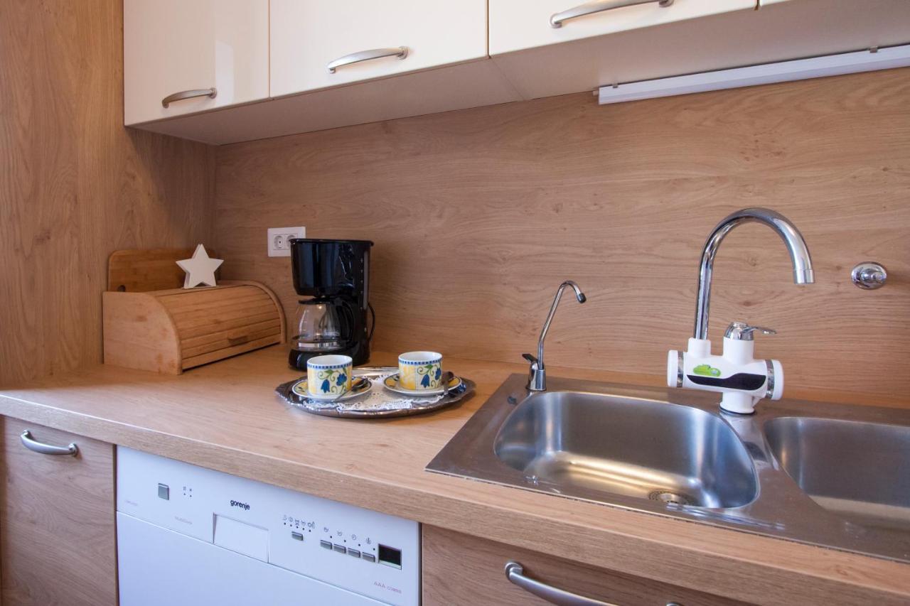 Apartment Nola By Rent Istria Poreč Exteriör bild